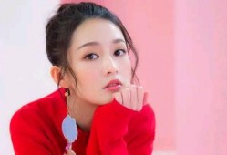 娱乐吃瓜姐李沁,娱乐圈的“吃瓜女王”，揭秘明星幕后故事