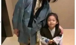 娱乐圈吃瓜两位教授视频,两位教授深度解析娱乐圈吃瓜现象