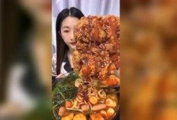 娱乐吃瓜酱爬泰山,攀登泰山，记录非凡之旅