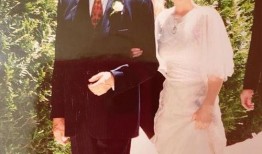 吃大瓜娱乐圈何超仪,娱乐圈“大瓜”背后的真性情女神