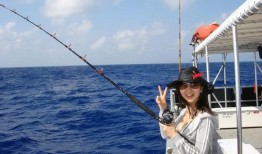 娱乐吃瓜钓鱼视频,吃瓜、钓鱼视频带你领略休闲生活新风尚