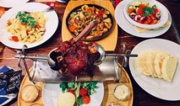 娱乐吃瓜酱欧洲旅游,跟随娱乐吃瓜酱探寻异国风情与美食盛宴